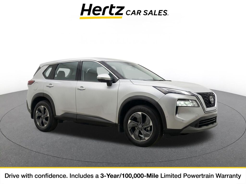 2025 Nissan Rogue SV — photo 1 of 9