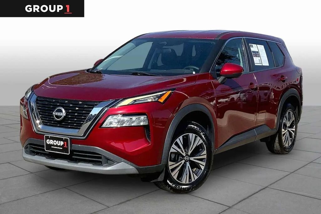 2022 Nissan Rogue SV — photo 1 of 12