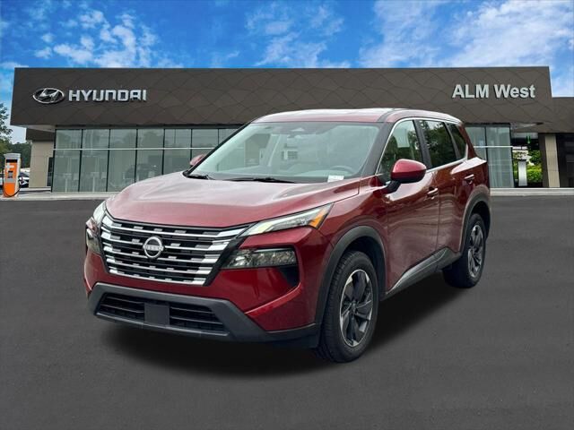 2025 Nissan Rogue SV — photo 1 of 26
