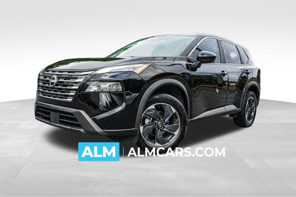 2025 Nissan Rogue SV — photo 1 of 16