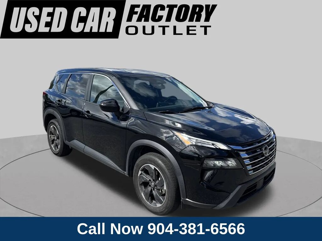 2025 Nissan Rogue SV — photo 1 of 13