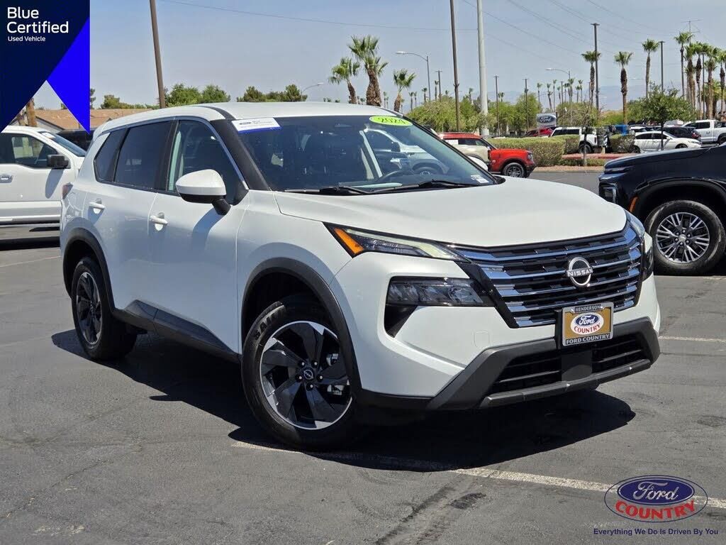 2024 Nissan Rogue SV — photo 1 of 1