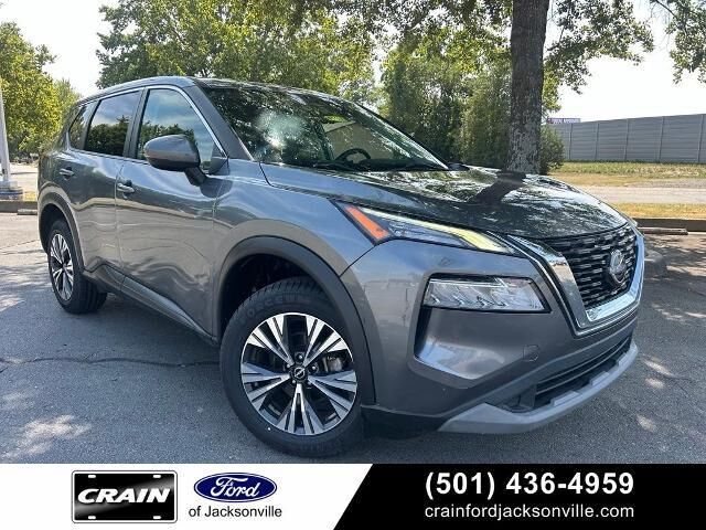 2022 Nissan Rogue SV — photo 1 of 13