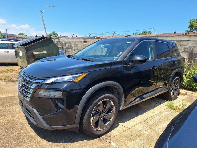 2024 Nissan Rogue SV — photo 1 of 3