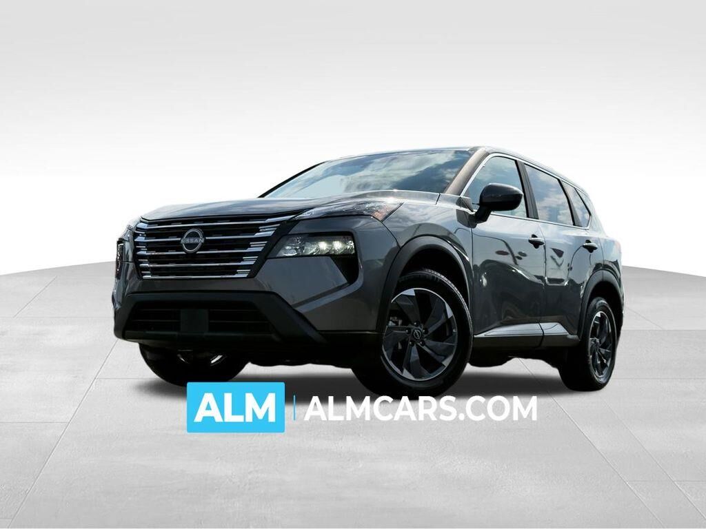 2025 Nissan Rogue SV — photo 1 of 13