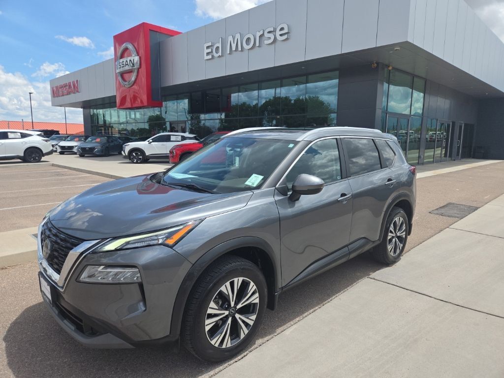 2023 Nissan Rogue SV — photo 1 of 13