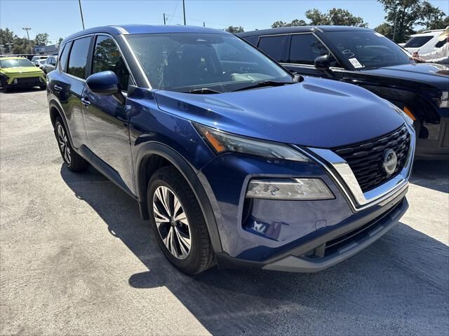 2023 Nissan Rogue SV — photo 1 of 2