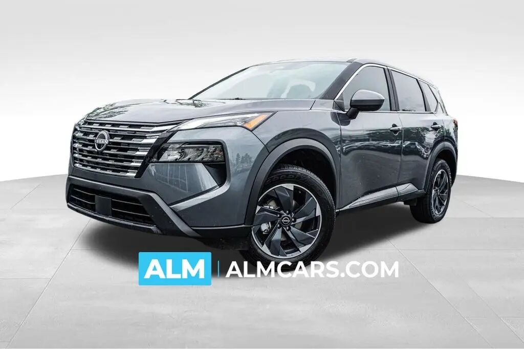 2025 Nissan Rogue SV — photo 1 of 21