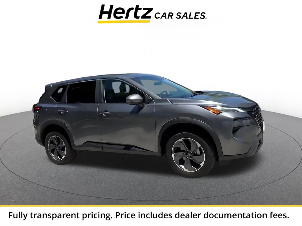 2025 Nissan Rogue SV — photo 1 of 13