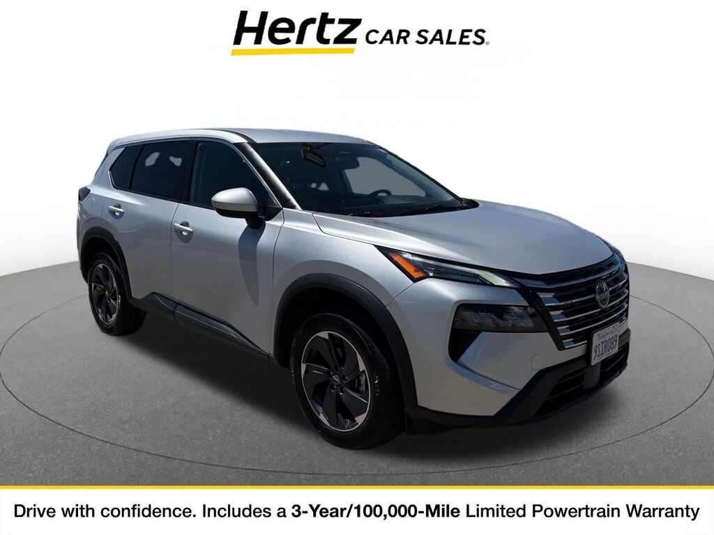 2025 Nissan Rogue SV — photo 1 of 11