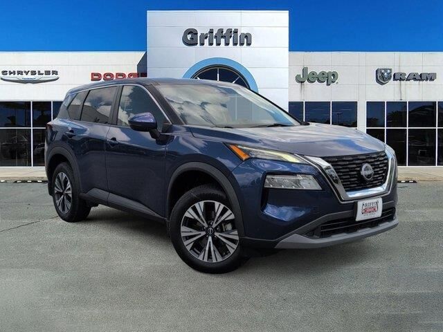 2022 Nissan Rogue SV — photo 1 of 26