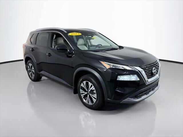 2023 Nissan Rogue SV — photo 1 of 13