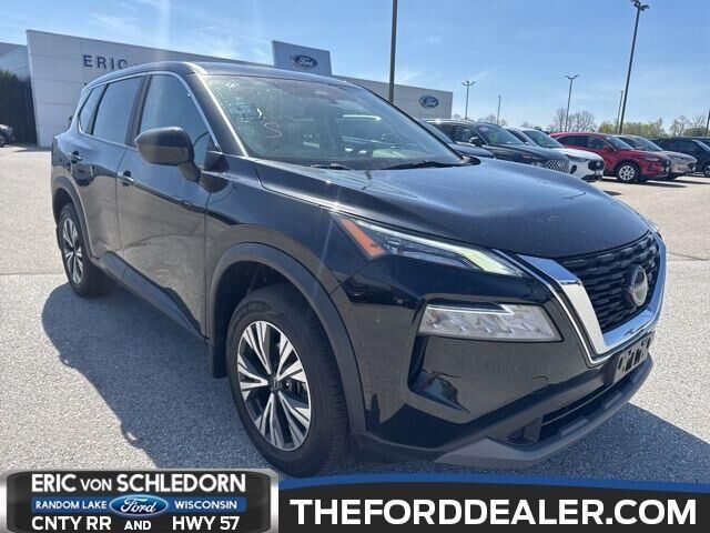 2023 Nissan Rogue SV — photo 1 of 13