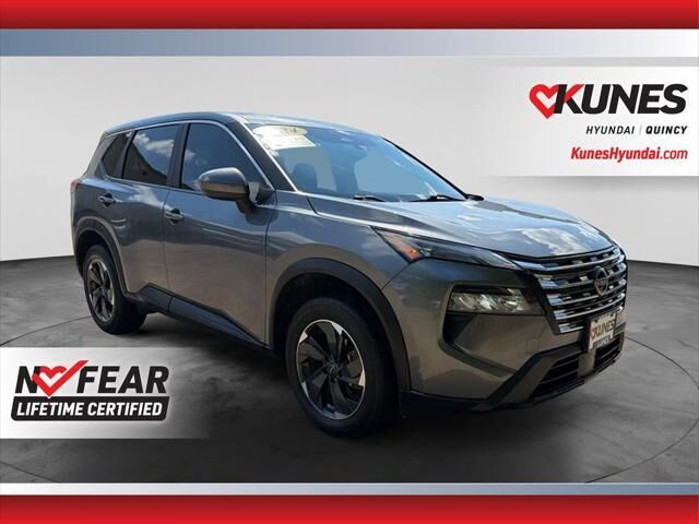 2024 Nissan Rogue SV — photo 1 of 34
