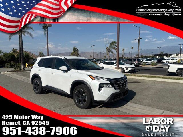 2024 Nissan Rogue SV — photo 1 of 13