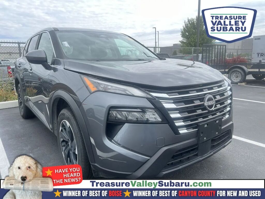 2025 Nissan Rogue SV — photo 1 of 28