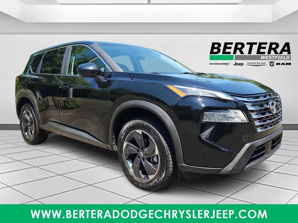 2025 Nissan Rogue SV — photo 1 of 25
