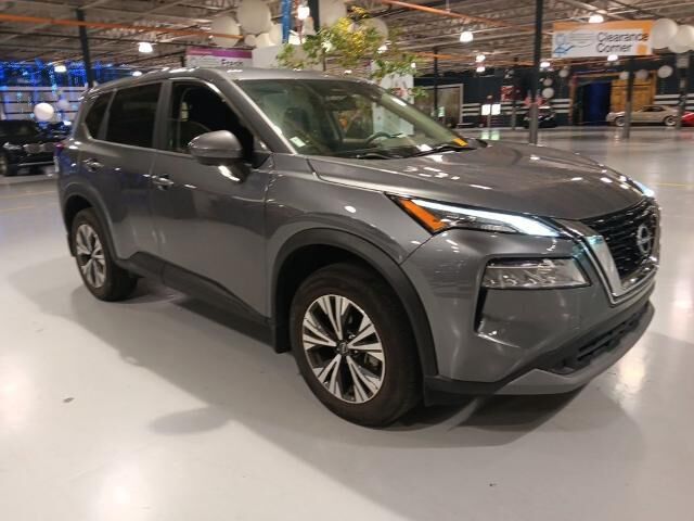 2023 Nissan Rogue SV — photo 1 of 13