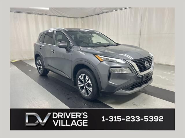 2023 Nissan Rogue SV — photo 1 of 13