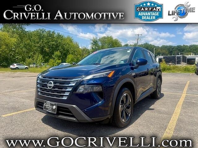 2024 Nissan Rogue AWD SV — photo 1 of 13