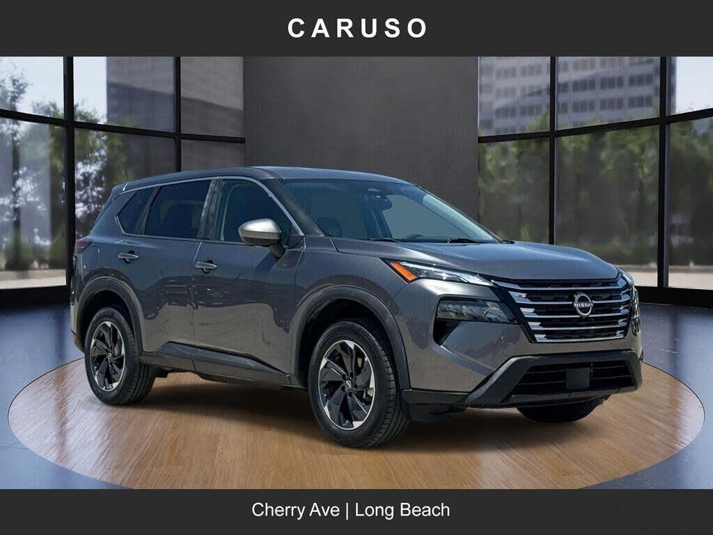 2024 Nissan Rogue SV — photo 1 of 27