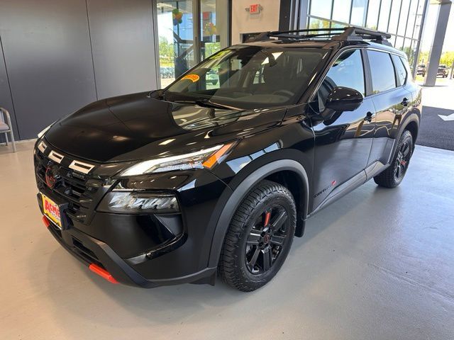 2025 Nissan Rogue Rock Creek — photo 1 of 13
