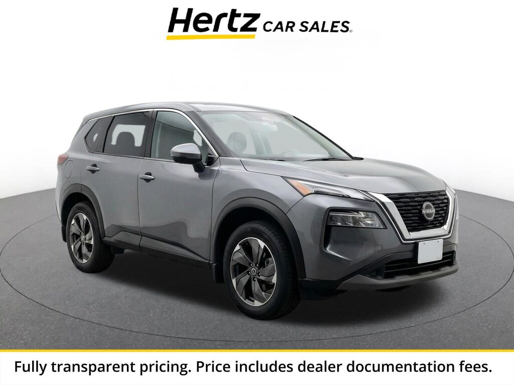 2025 Nissan Rogue SV — photo 1 of 10