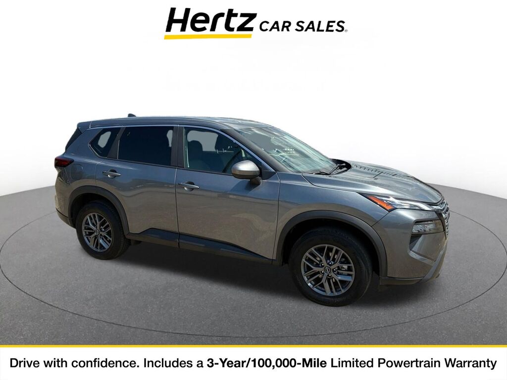 2026 Nissan Rogue SV — photo 1 of 11