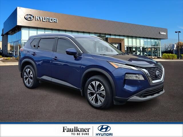 2023 Nissan Rogue SV — photo 1 of 13