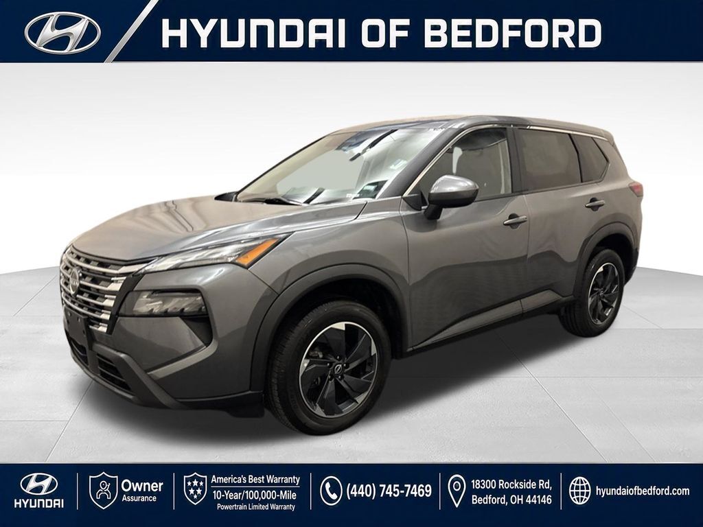2024 Nissan Rogue SV — photo 1 of 39