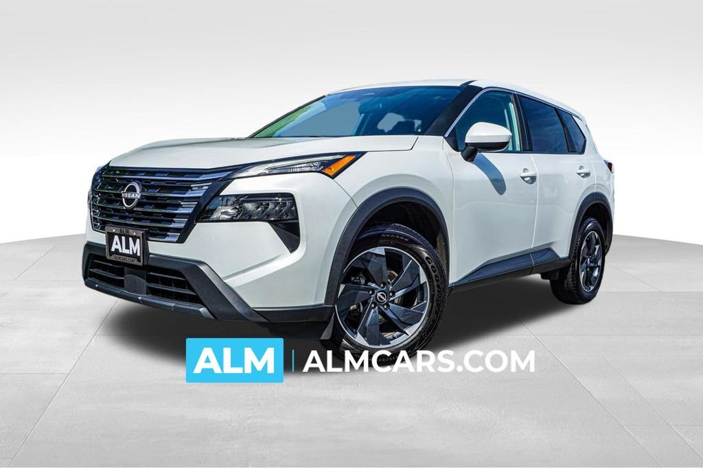 2024 Nissan Rogue SV — photo 1 of 16