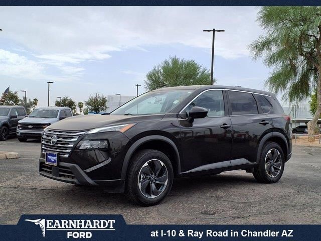 2025 Nissan Rogue SV — photo 1 of 13