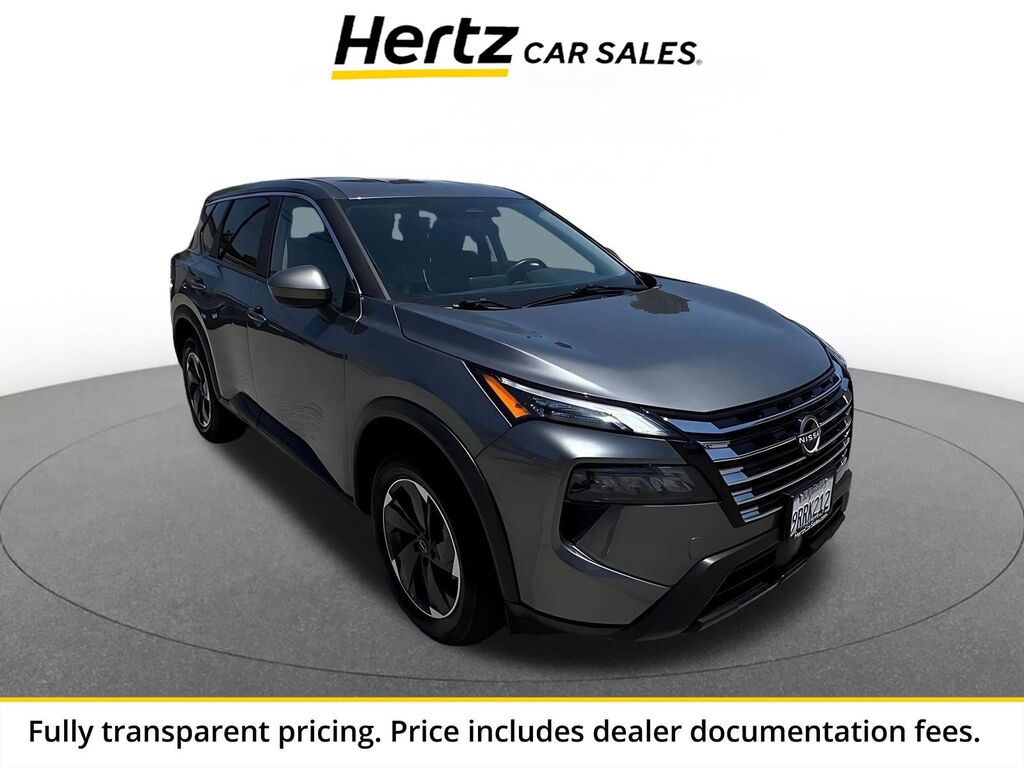 2025 Nissan Rogue SV — photo 1 of 13