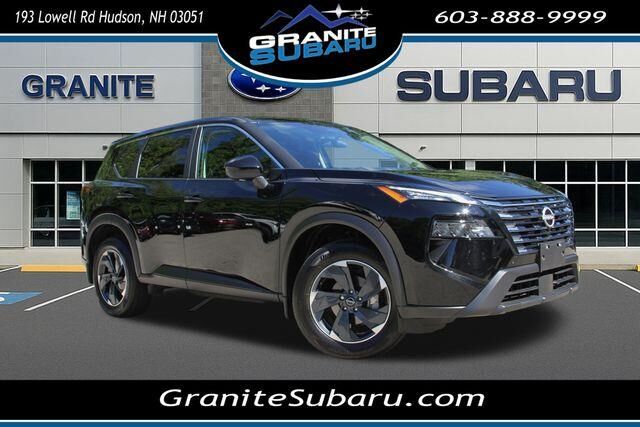 2025 Nissan Rogue SV — photo 1 of 26