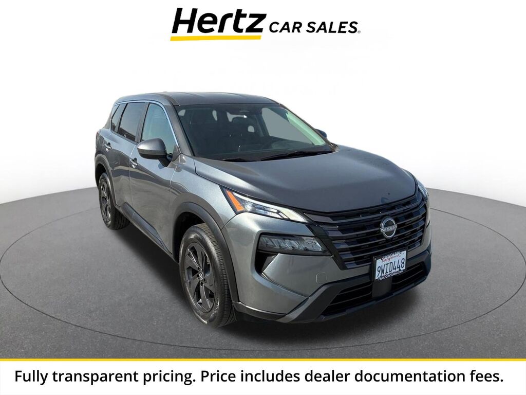 2026 Nissan Rogue SV — photo 1 of 13