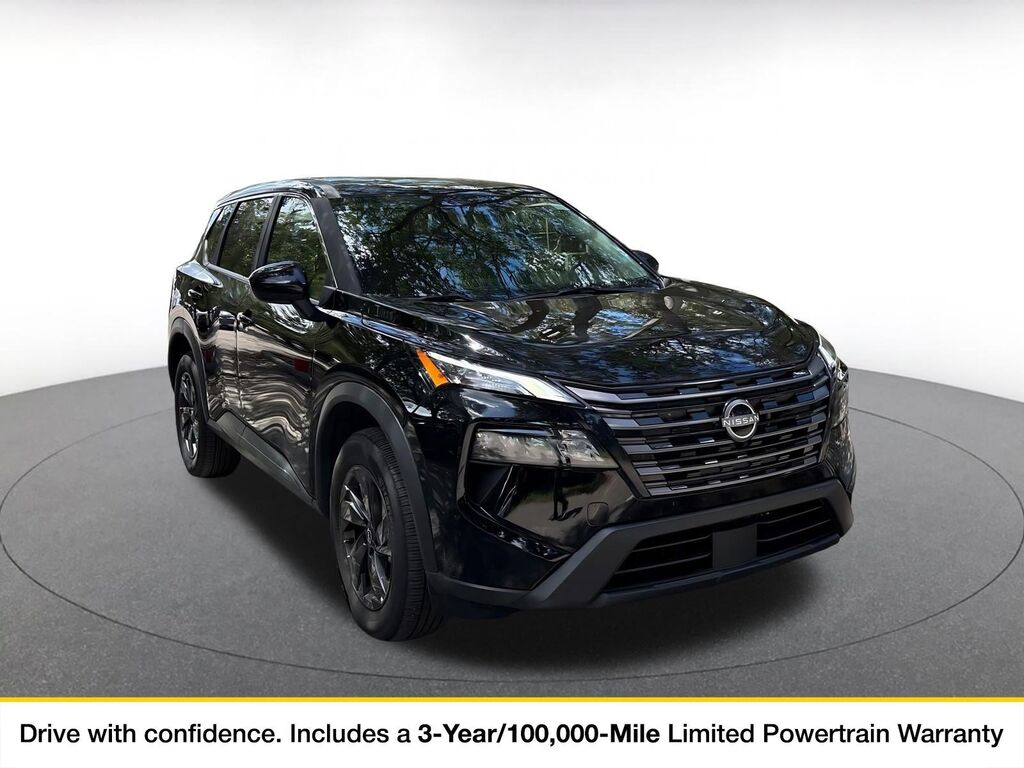 2026 Nissan Rogue SV — photo 1 of 11