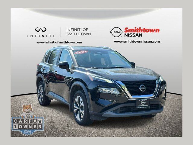 2023 Nissan Rogue SV — photo 1 of 12