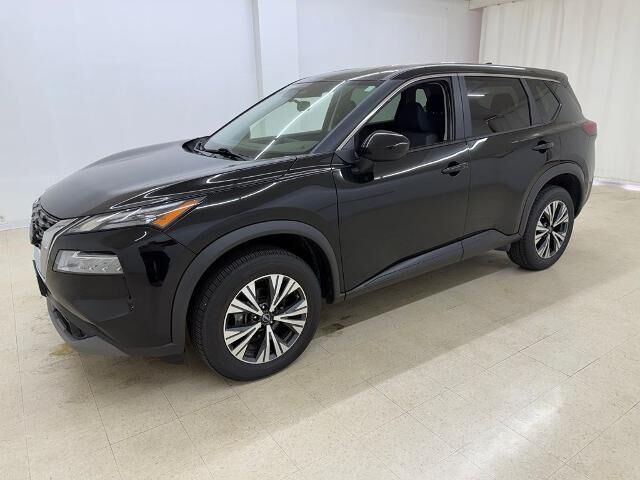 2023 Nissan Rogue SV — photo 1 of 13