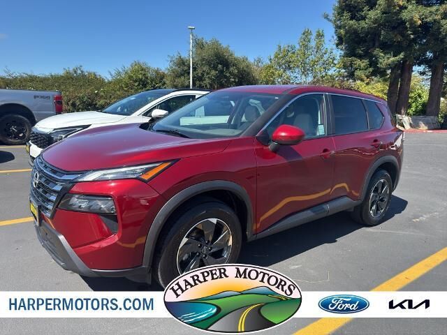2025 Nissan Rogue SV — photo 1 of 29