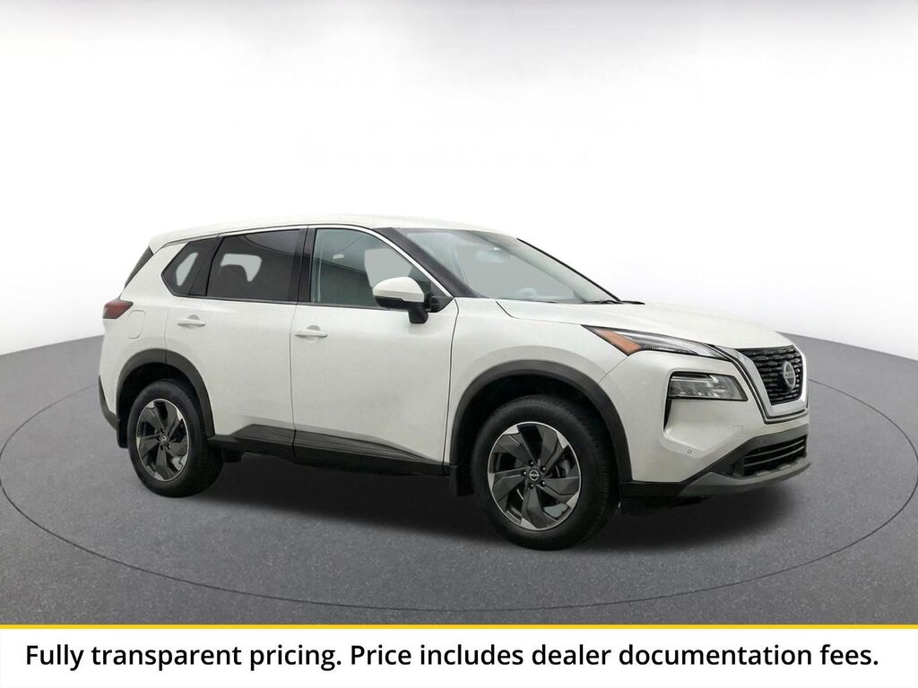 2025 Nissan Rogue SV — photo 1 of 11