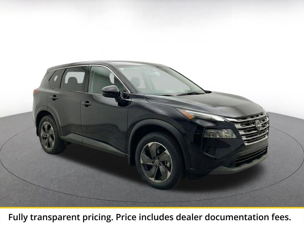 2025 Nissan Rogue SV — photo 1 of 12