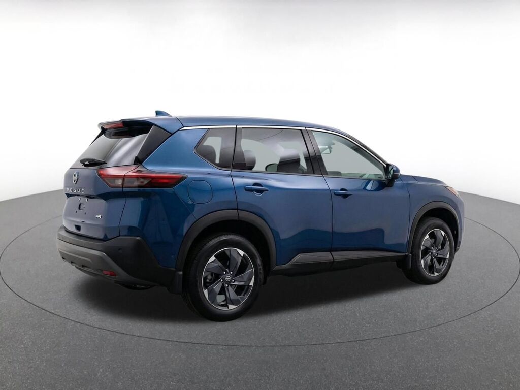 2025 Nissan Rogue SV — photo 1 of 1