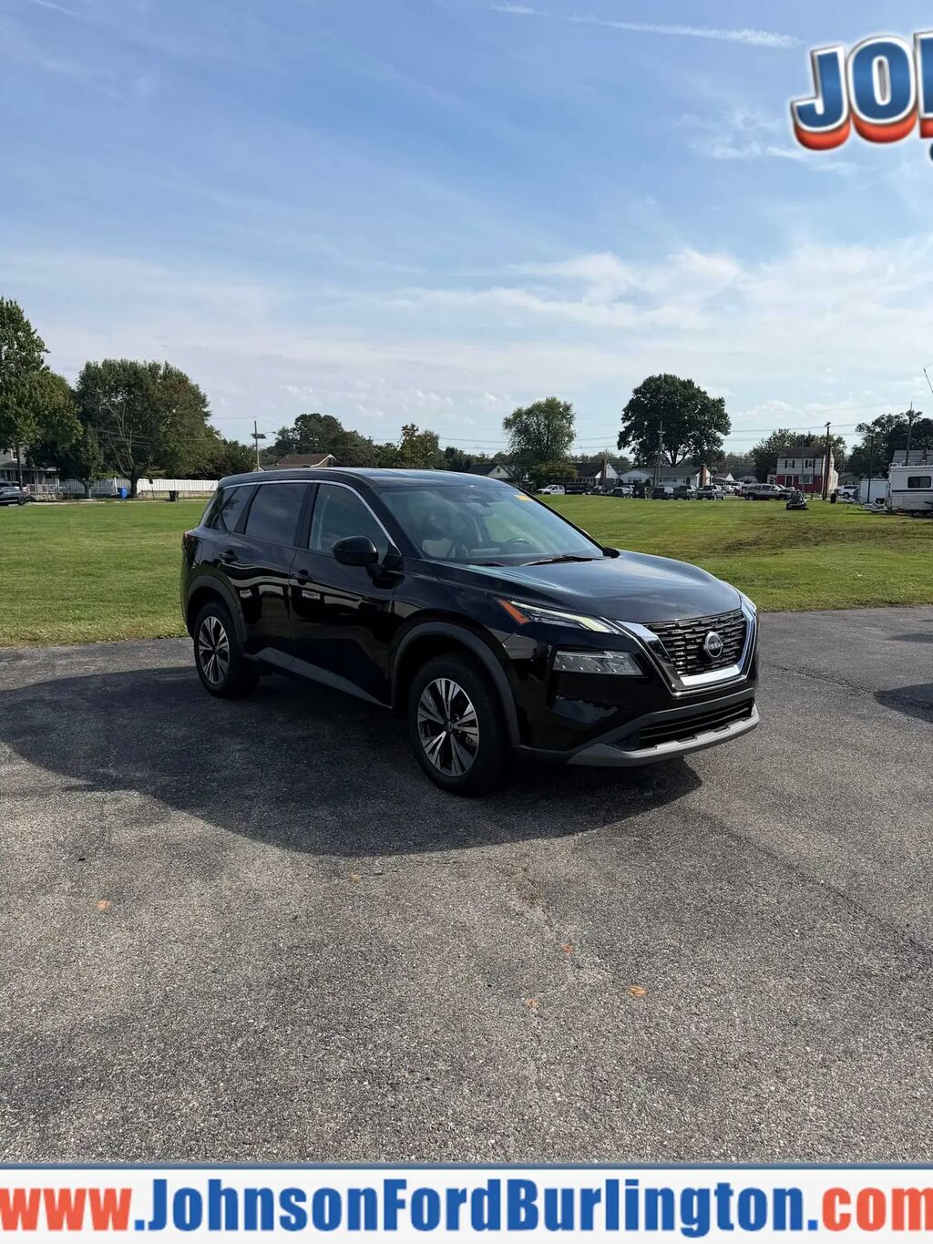2023 Nissan Rogue SV — photo 1 of 13