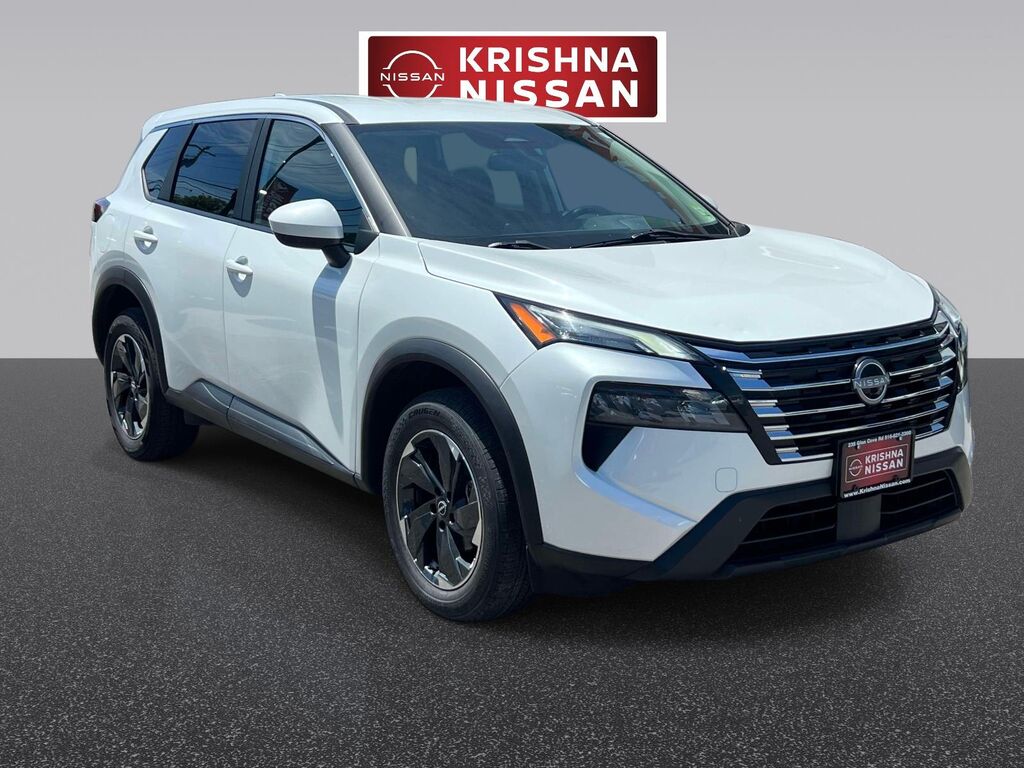 2024 Nissan Rogue SV — photo 1 of 12
