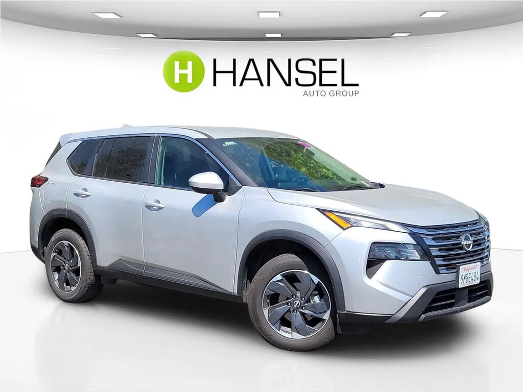 2024 Nissan Rogue SV — photo 1 of 4