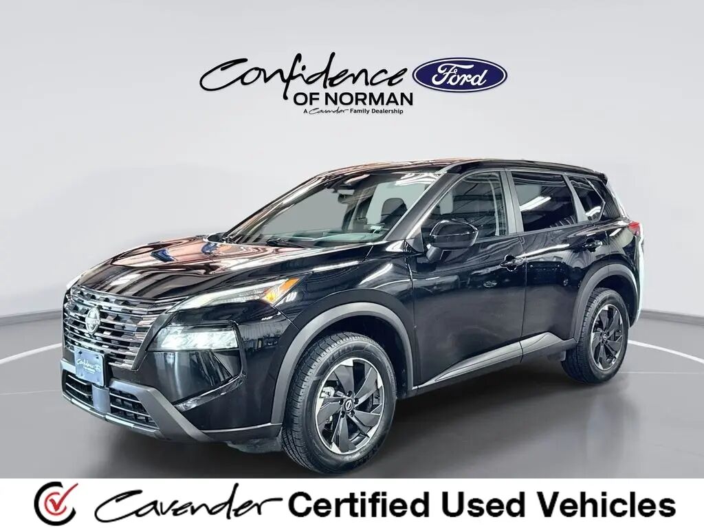 2025 Nissan Rogue SV — photo 1 of 13