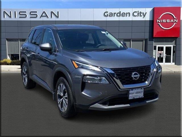 2022 Nissan Rogue SV — photo 1 of 26