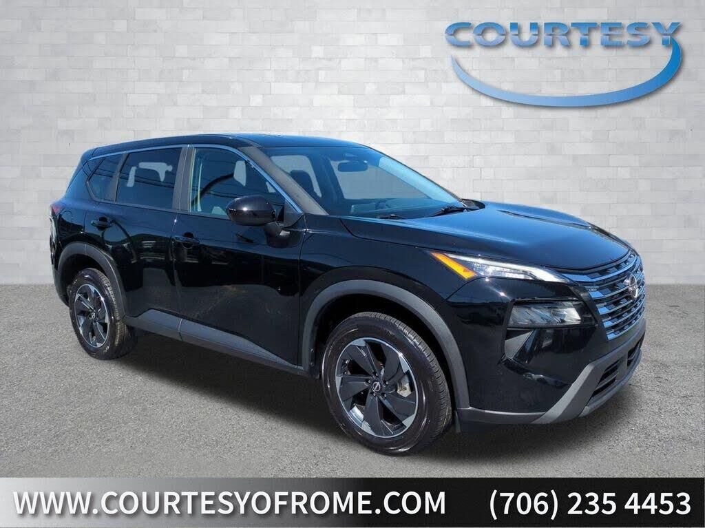2025 Nissan Rogue SV — photo 1 of 1