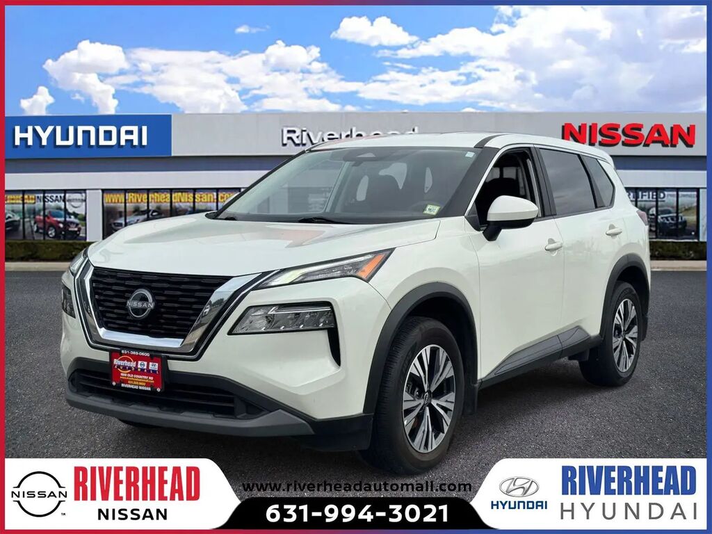 2023 Nissan Rogue SV — photo 1 of 13