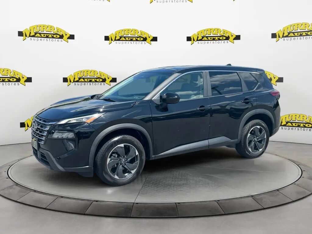 2025 Nissan Rogue SV — photo 1 of 13